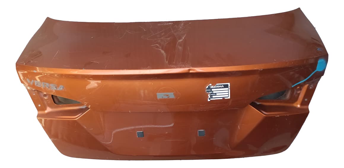 Tapa Cajuela Nissan Versa 2020 2021 2022 2023 2024 2025 galería