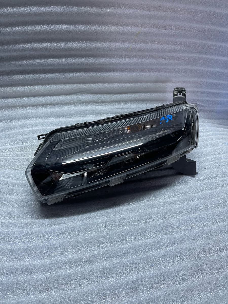 Faro Renault Kwid 2023 2024 2025 000 galería