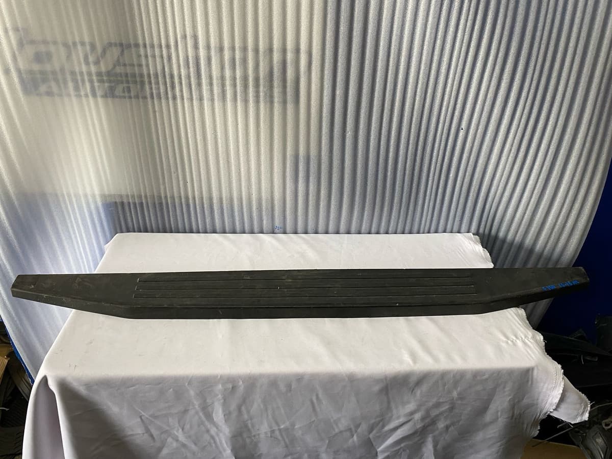 Moldura Superior Jinete Tapa Batea Lobo 2015 2016 2018 galería