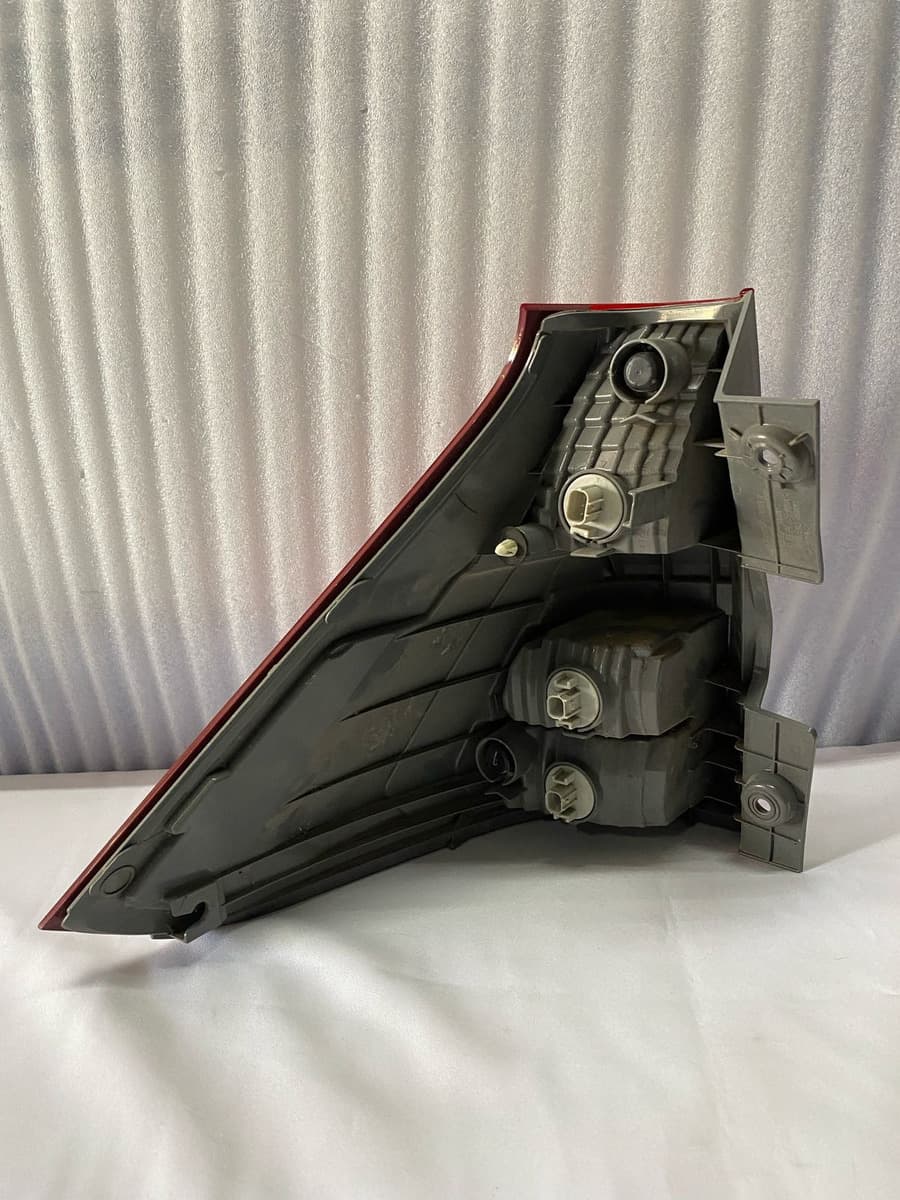 Calavera Derecha Honda Crv 2015 2016 galería