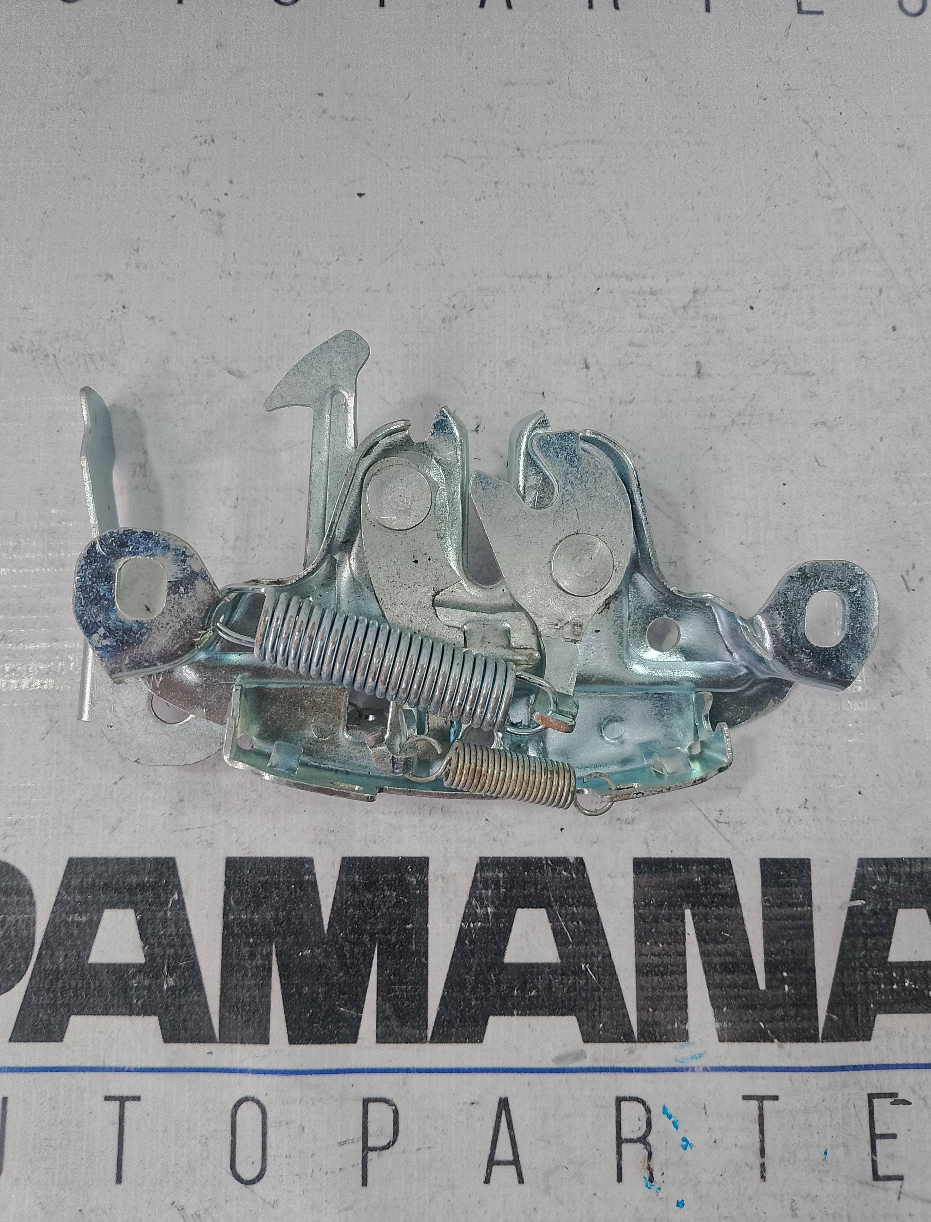 Nissan Altima 2002 - 2006 Chapa Delantera Usado Original