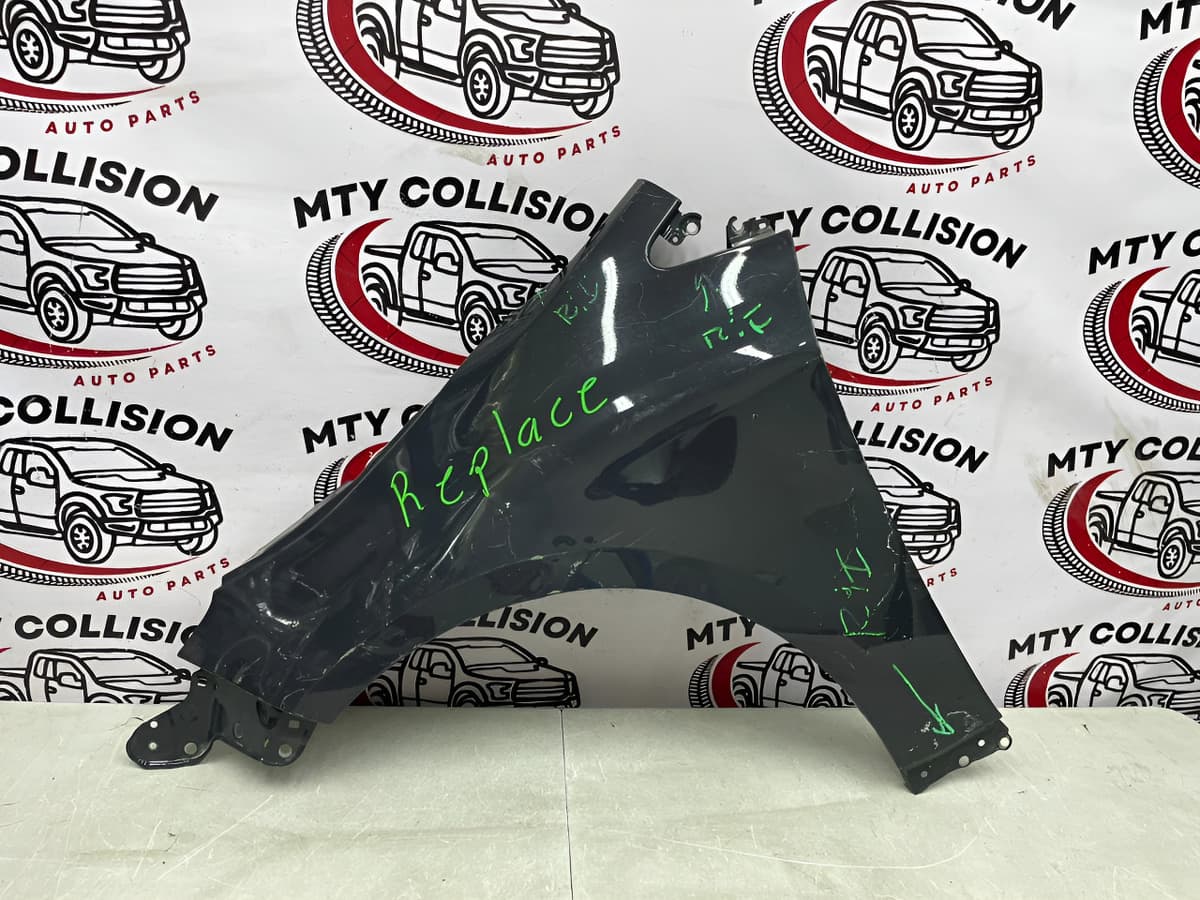 Salpicadera Izquierda Toyota Corolla 2021 2022 2023 2024