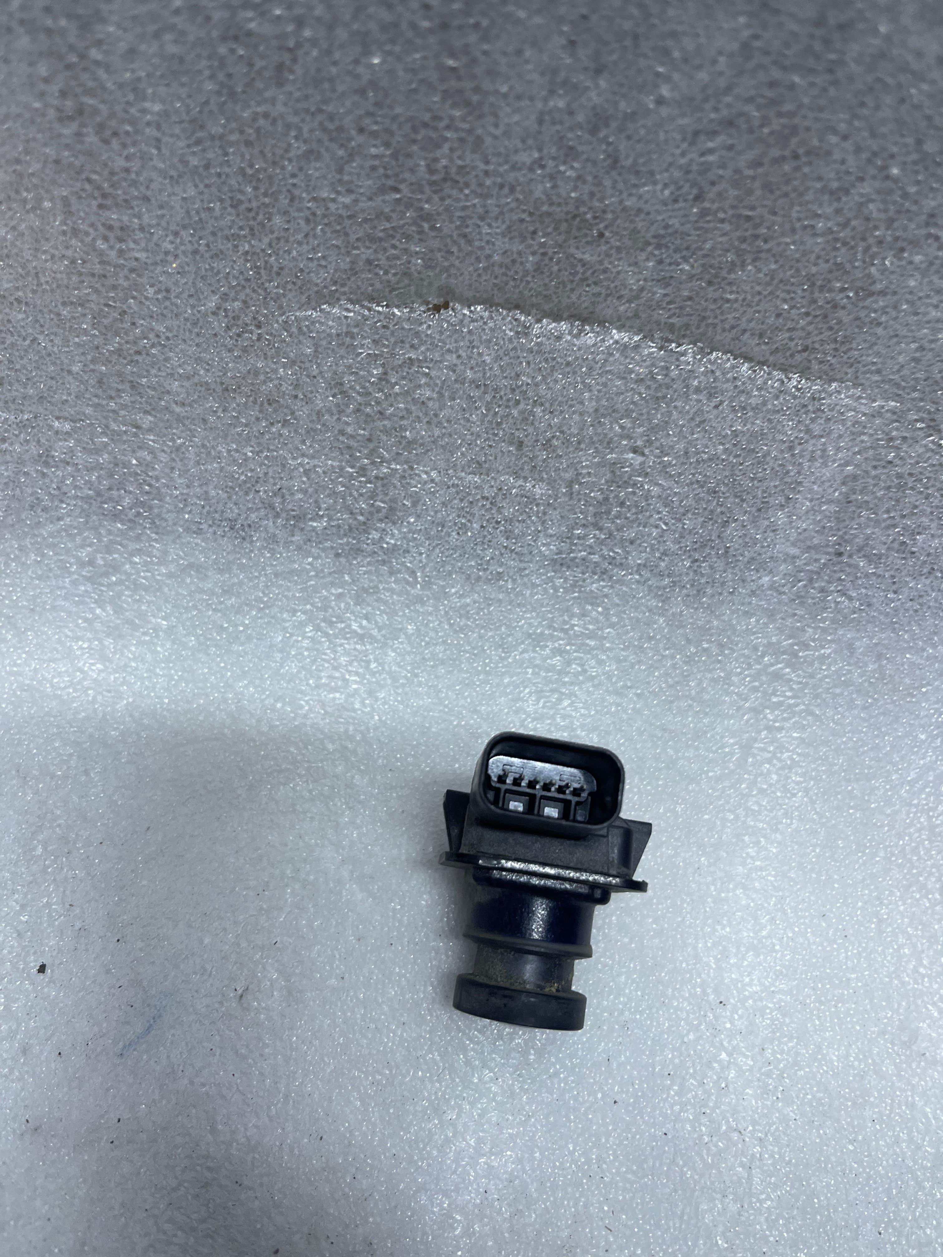 Ford Escape 2013 - 2016 Camara Usado Original
