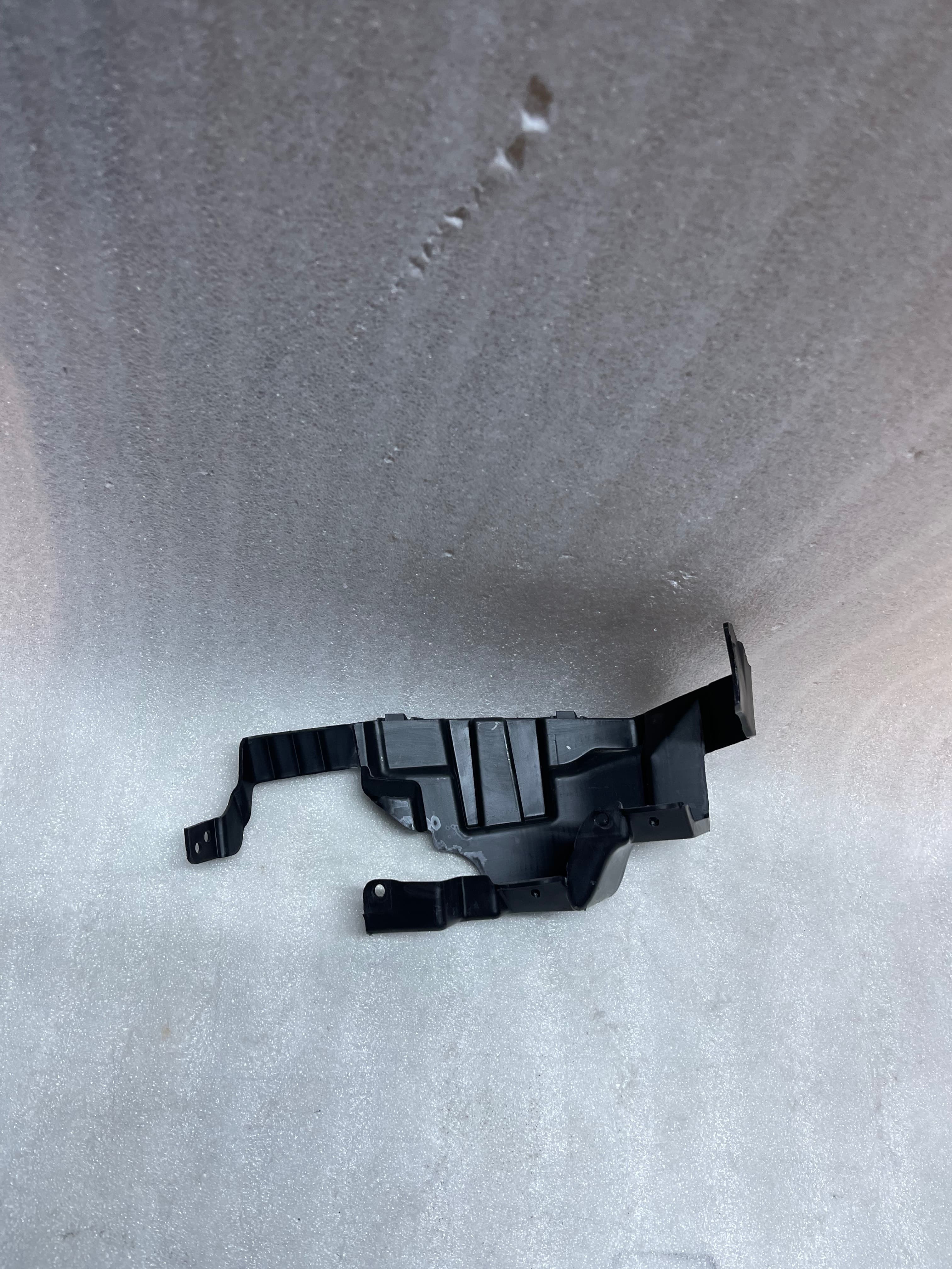 Cadillac Ats 2013 - 2018 Guia Izquierdo Usado Original