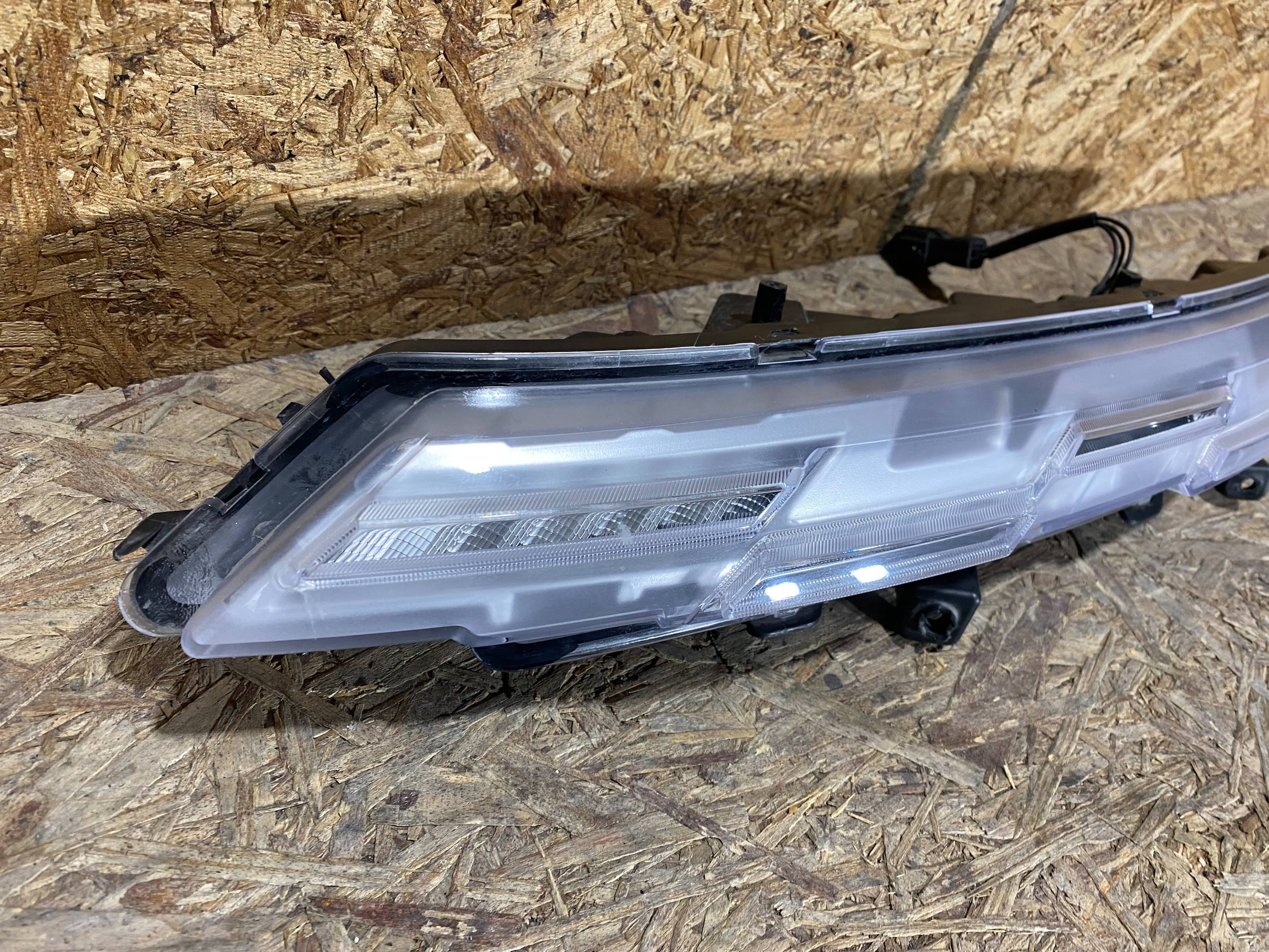 Chirey Tiggo 2 pro 2022 - 2024 Faros Auxiliares Izquierdo Usado Original