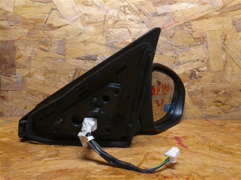 Nissan Sentra 2013 - 2020 Espejo Delantera Derecho Usado Original