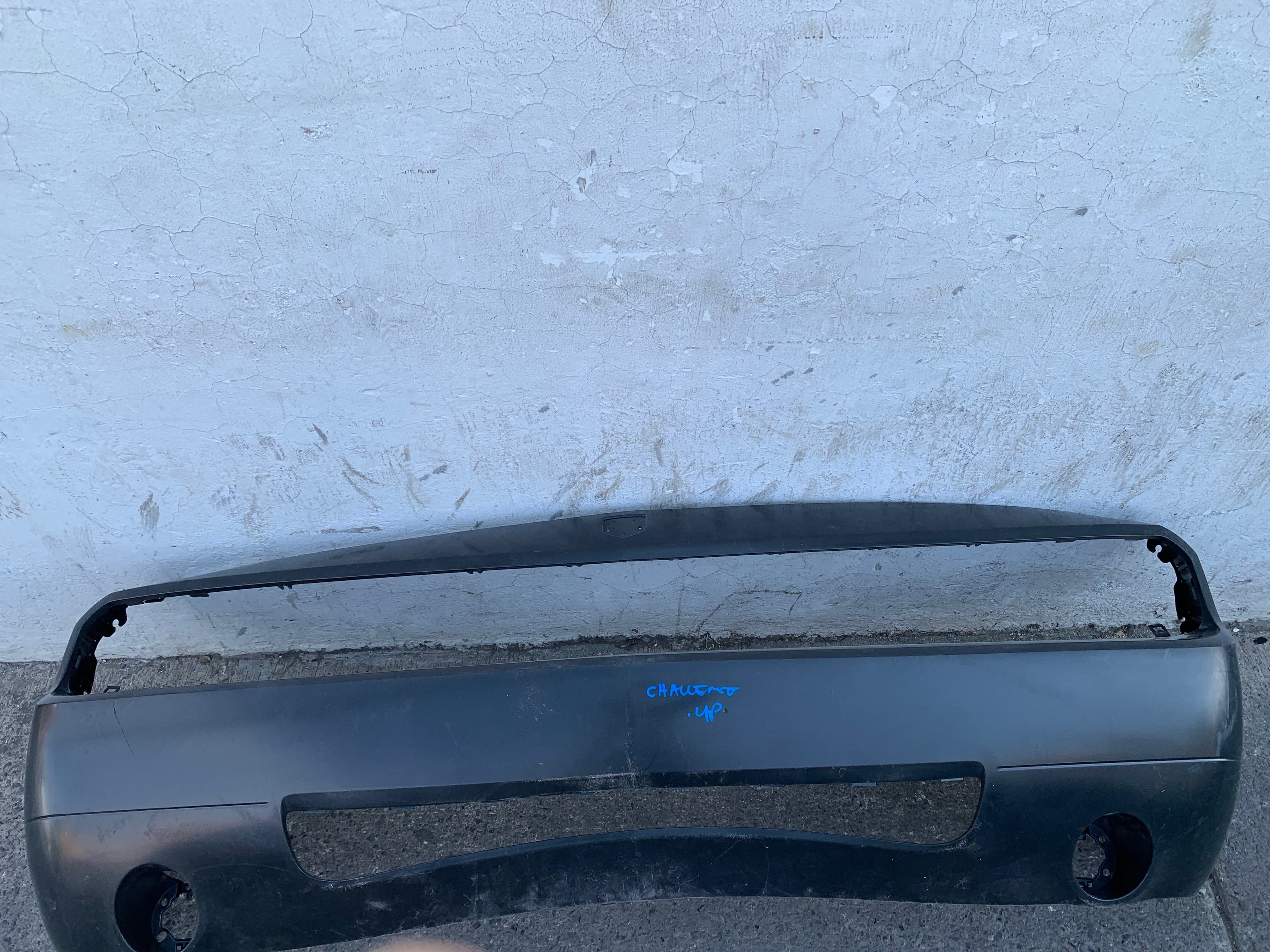 Dodge Challenger 2015 - 2018 Fascia Delantera Usado Generico