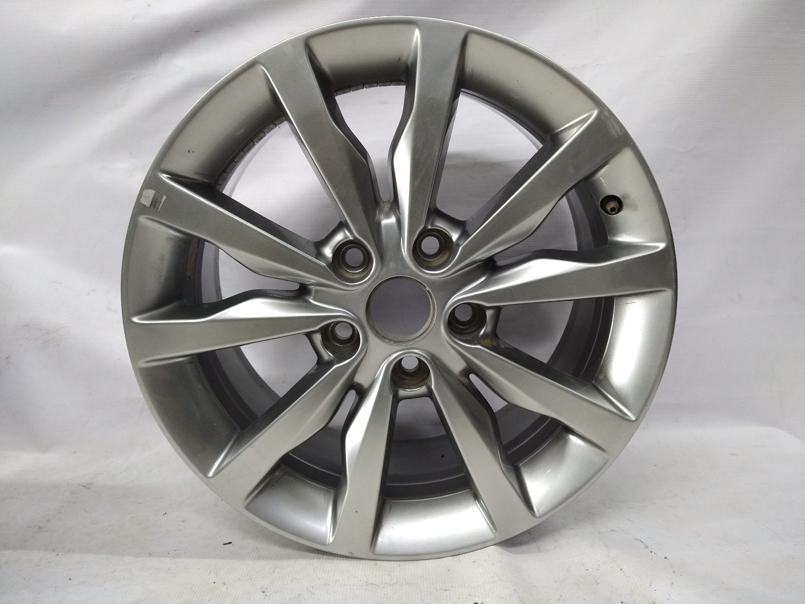 Dodge Durango 2014 - 2016 Rin Delantero Derecho Usado Original