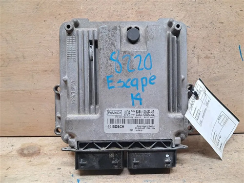 Computadora De Motor Ecm Pcm Ford Escape 2014 1.6l 8220, foto 1