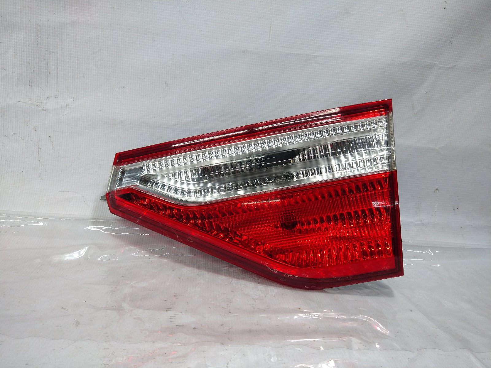 Honda Odyssey 2011 - 2013 Intercalavera Trasera Derecho Usado Original, foto 1