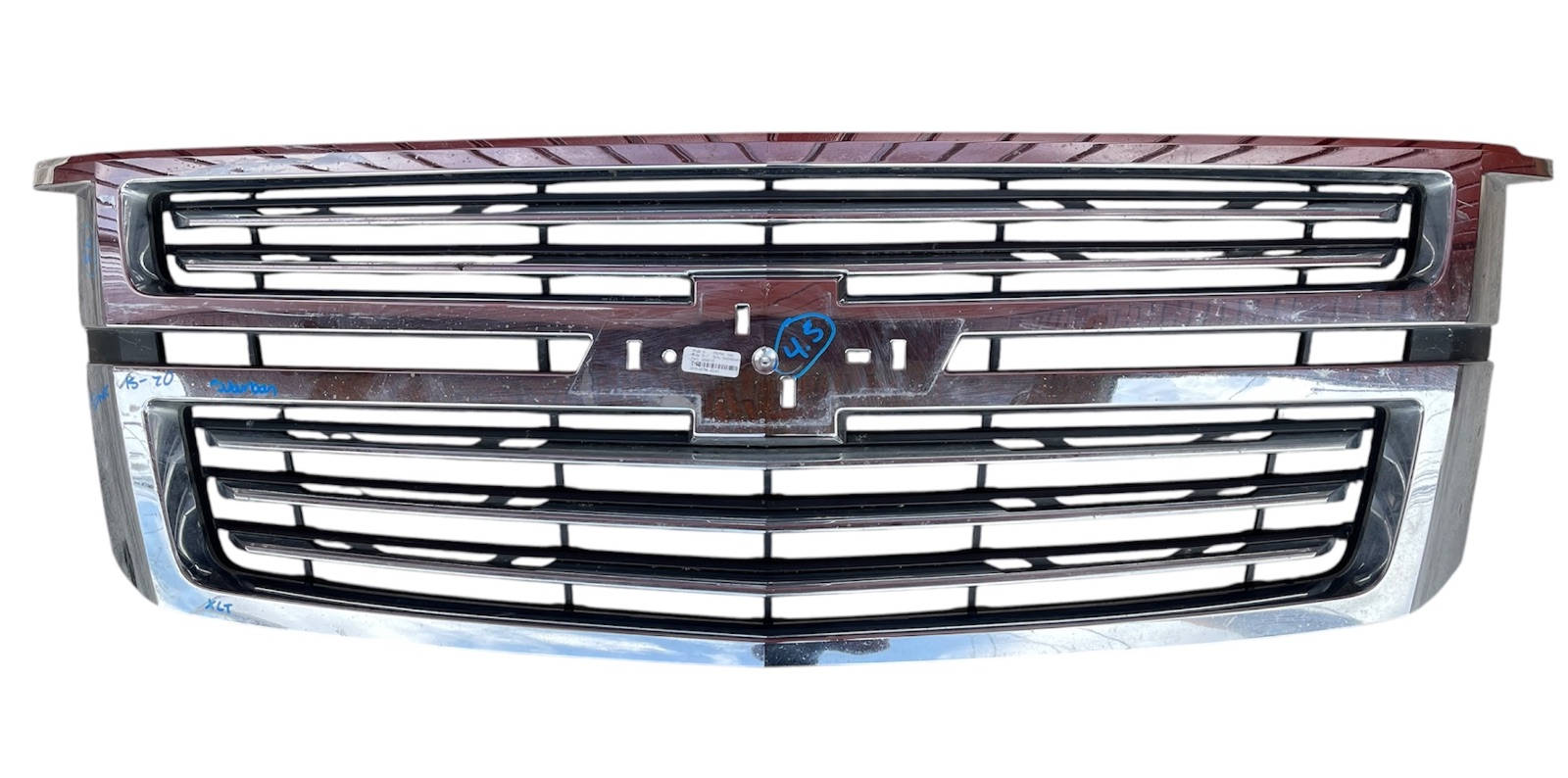 Chevrolet Suburban 2015 - 2020 Parrilla Delantera Usado Original, foto 1